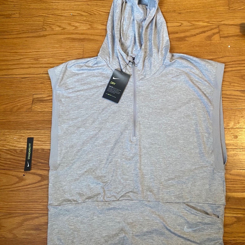 NWT Nike Cut Off 1/4 Zip